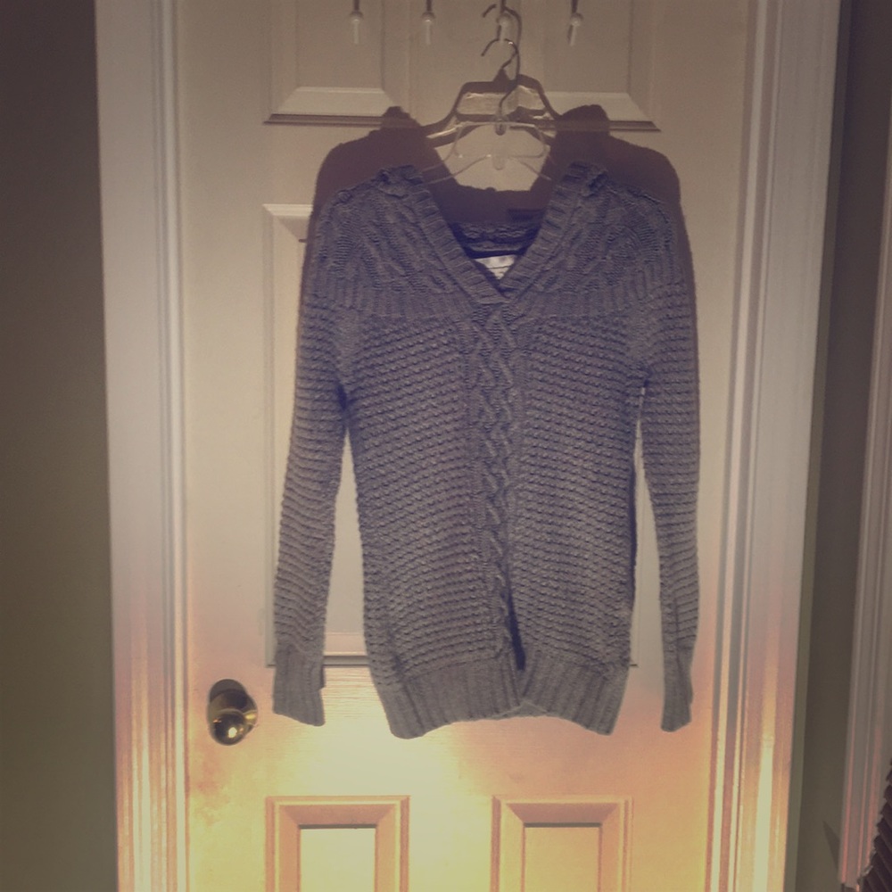 Hooded sweater